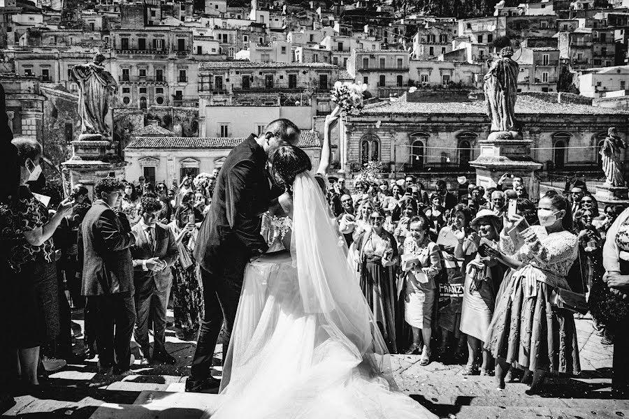 Huwelijksfotograaf Carmelo Ucchino (carmeloucchino). Foto van 23 december 2021