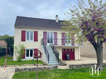 maison à Saint-Amand-Montrond (18)