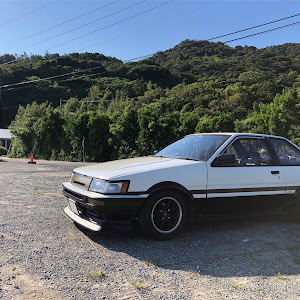 カローラレビン AE86