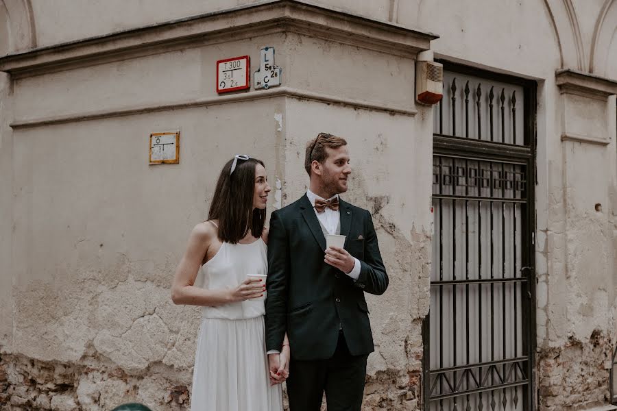 Fotógrafo de casamento Nikolett Schreiber (nsentiments). Foto de 16 de novembro 2022