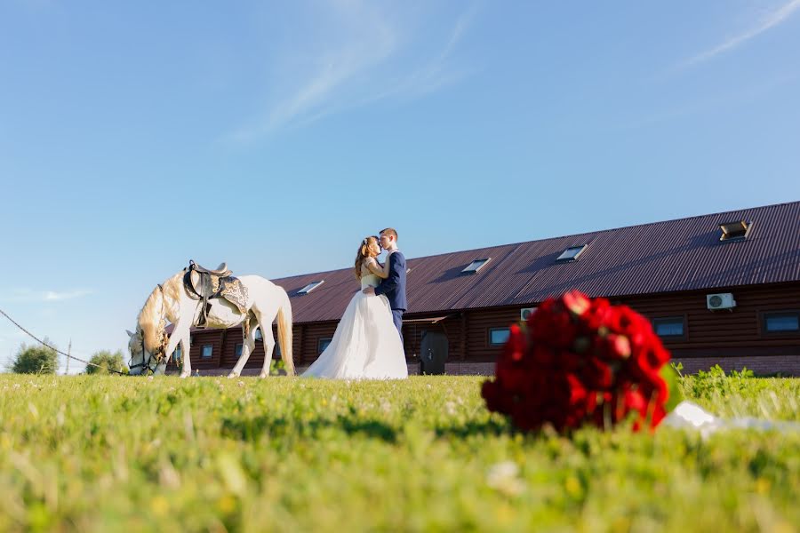 Wedding photographer Viktor Oleynikov (viktoroleinikov). Photo of 10 September 2017