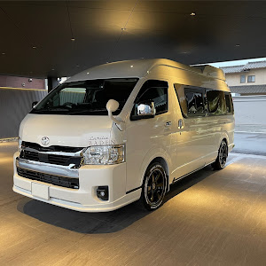 ハイエースバン GDH226K