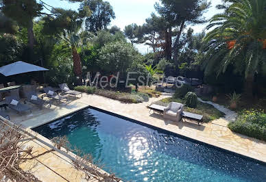 Property with pool 18