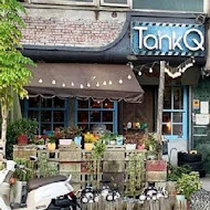 Tank Q Cafe & Bar