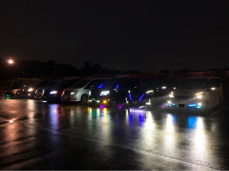 セレナの日産・e-POWER・admiration・SERENA TRIBE・オフ会に関するカスタム事例の投稿画像21枚目