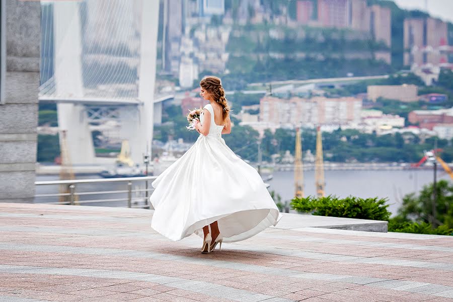 Wedding photographer Olga Shtanger (olyazaolya). Photo of 10 August 2020