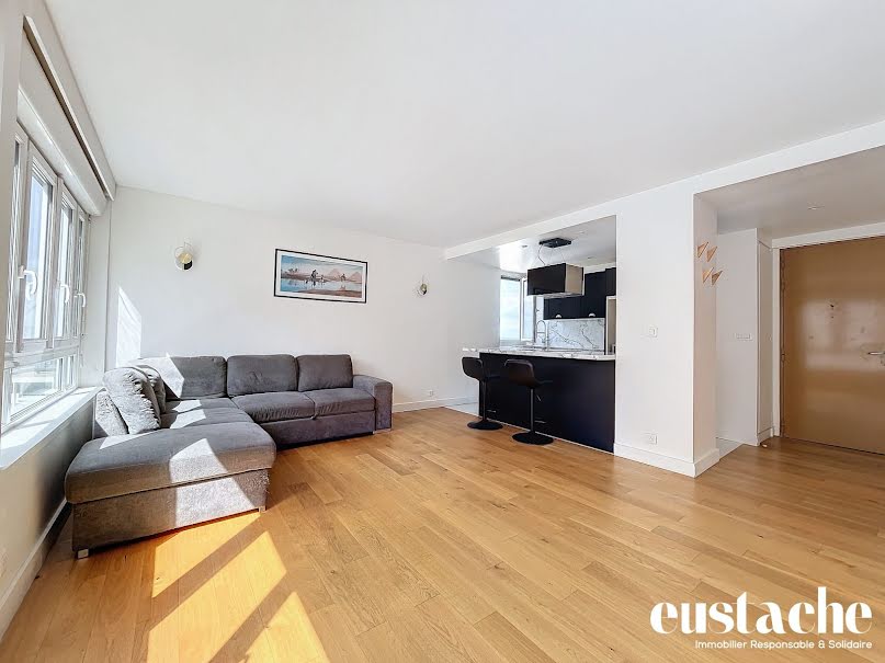 Location meublée appartement 2 pièces 48 m² à Paris 19ème (75019), 1 550 €