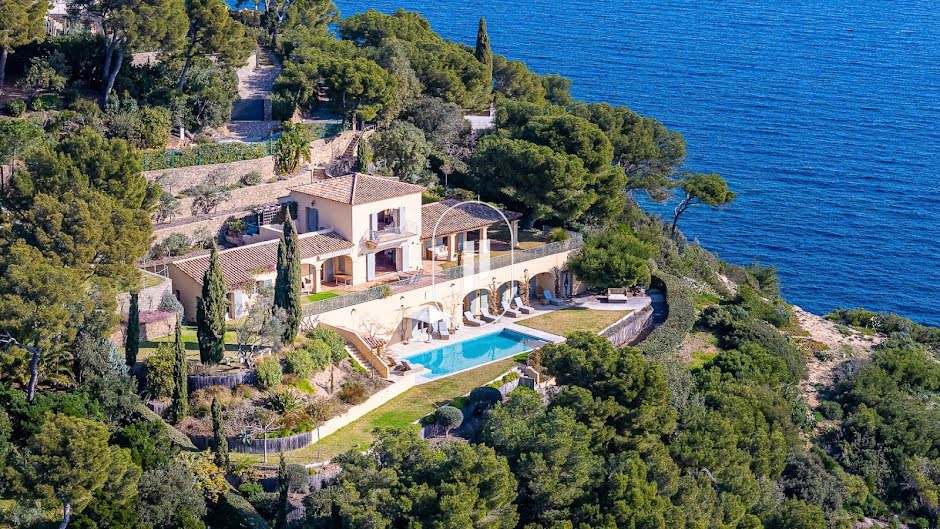 Vente maison 9 pièces 290 m² à Bormes-les-Mimosas (83230), 6 980 000 €