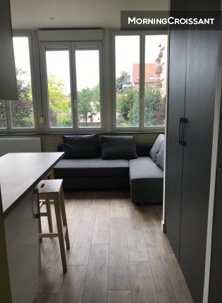 Location meublée appartement 1 pièce 20 m² à Lyon 8ème (69008), 850 €