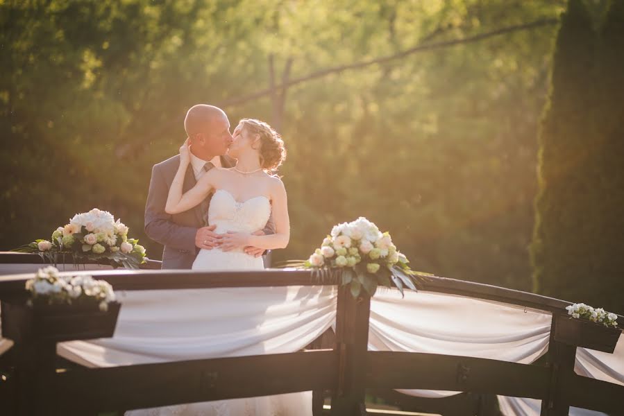 Wedding photographer József Boldog (boldog). Photo of 3 December 2021