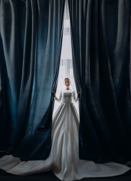 Wedding photographer Diana Semenova (dominik09). Photo of 4 December 2019