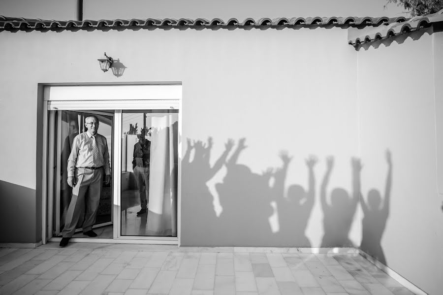 Fotografo di matrimoni Marios Kourouniotis (marioskourounio). Foto del 24 dicembre 2017