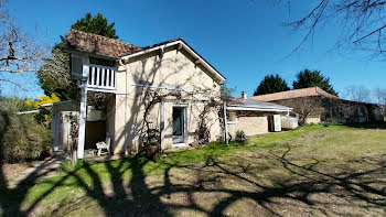 ferme à Chalagnac (24)