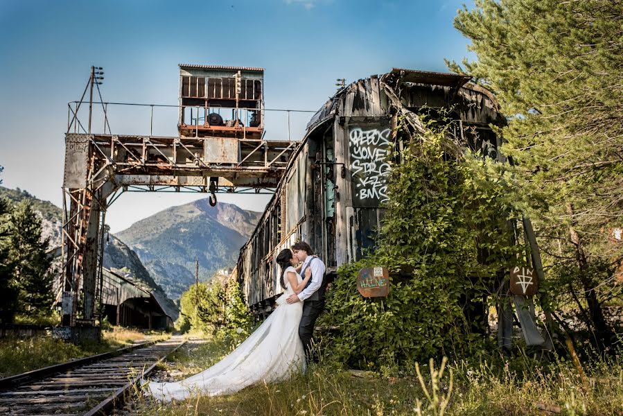 Wedding photographer Albert Font Escribà (albertfontfotog). Photo of 15 August 2017