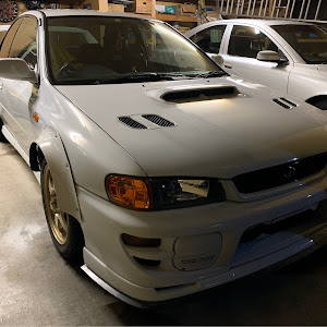 インプレッサ WRX STI GC8