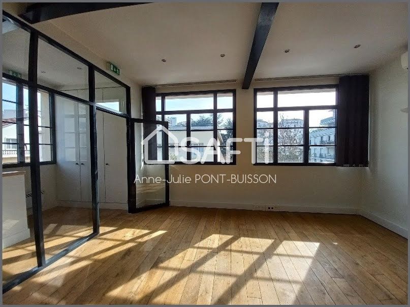 Vente appartement 3 pièces 76 m² à Courbevoie (92400), 690 000 €