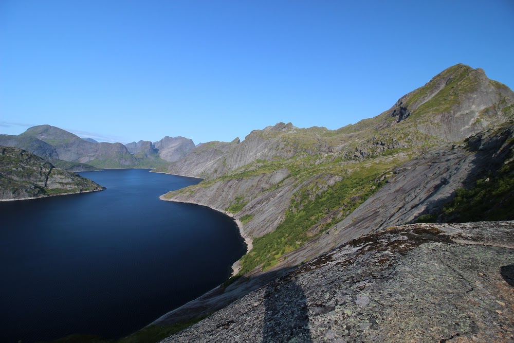 Достижение Hygge (острова Senja, Vesteralen и Lofoten в июле-августе 2019)