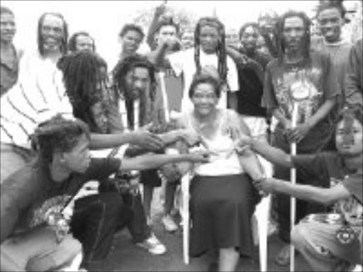 AFRICAN ROOTS: The mayor of Letsemeng municipality Sylvia Neels at the Rasta cummunity's Christmas celebrations in Jacobsdal, Free State. Pic. Micael Tlhakudi. 15/01/2007. © Unknown.