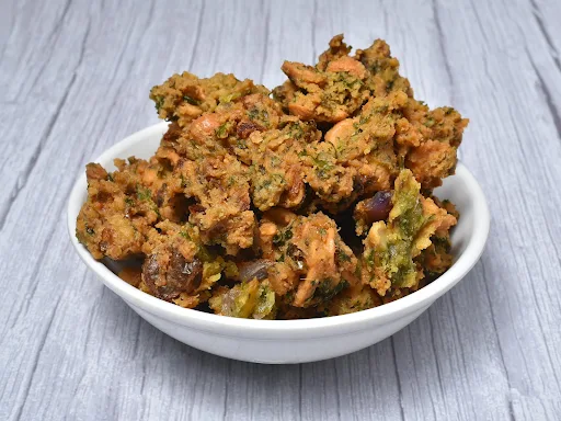 Masala Cashew Pakoda