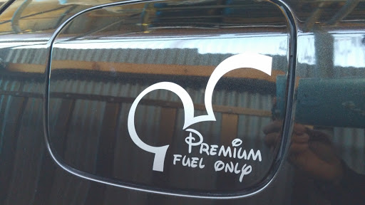 エリシオン Rr2のエリシオン レクサス Is 給油口ステッカー ミッキー ディズニーロゴ風ステッカーに関するカスタム メンテナンスの投稿画像 車 のカスタム情報はcartune