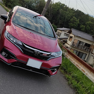 フィット GP6
