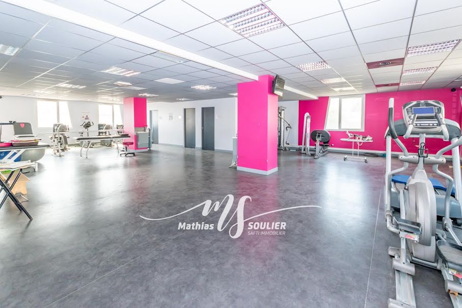 Vente locaux professionnels 13 pièces 350 m² à Marseille 13ème (13013), 850 000 €