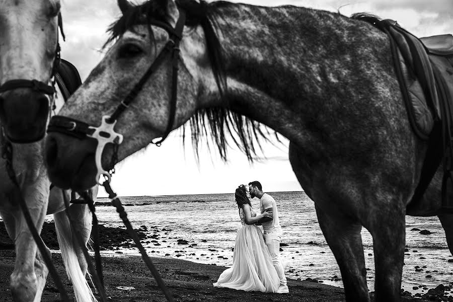 Fotografo di matrimoni Fabio Camandona (camandona). Foto del 16 novembre 2018