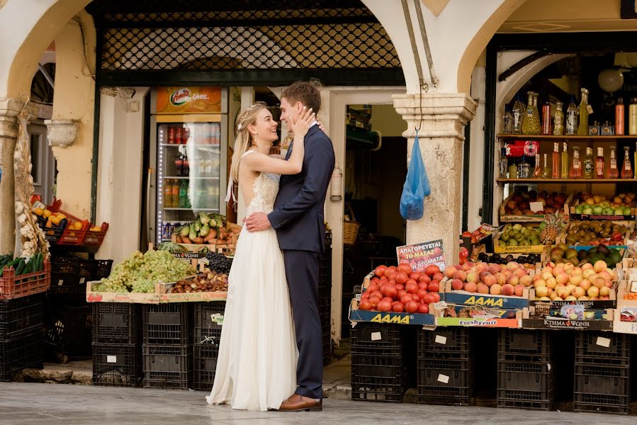 Fotógrafo de casamento Marina Mazi (marinamazi). Foto de 15 de outubro 2020