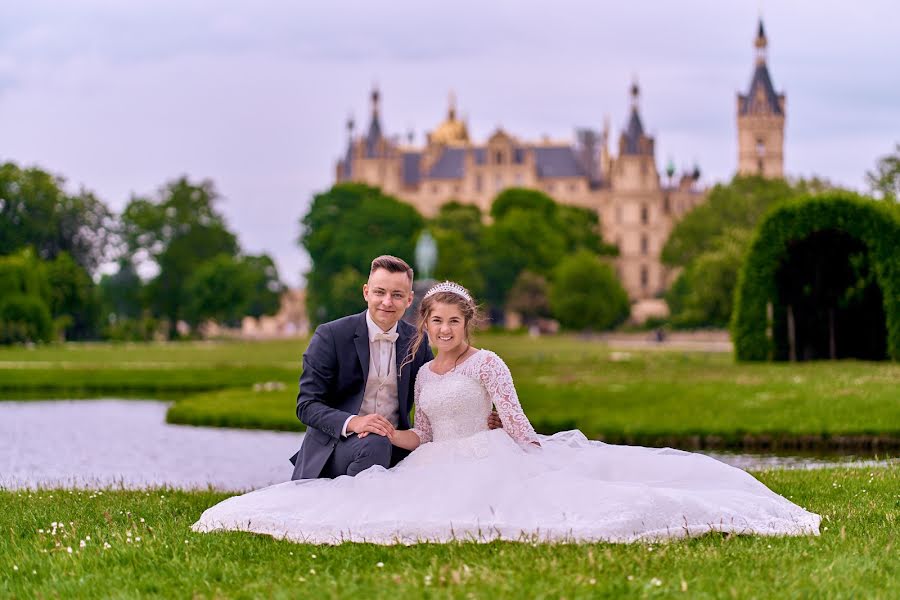 Fotografo di matrimoni Alexander Izotov (fxnossv). Foto del 26 febbraio 2021