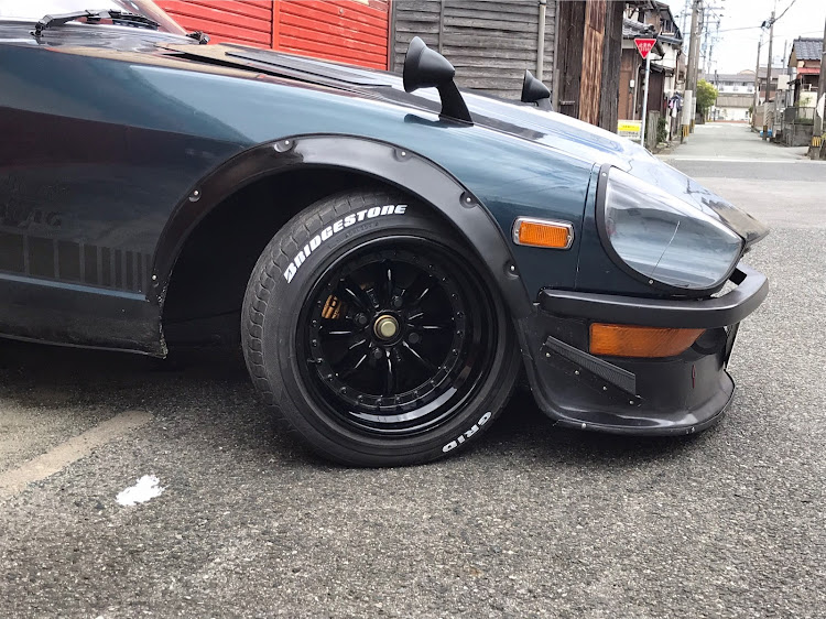 フェアレディZの梅雨の中休み・車高調整・コロナウイルスに負けるなに関するカスタム事例の投稿画像2枚目
