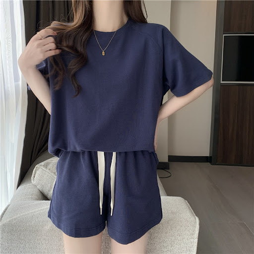 Title 2, All-matching solid color two-piece set for effo...