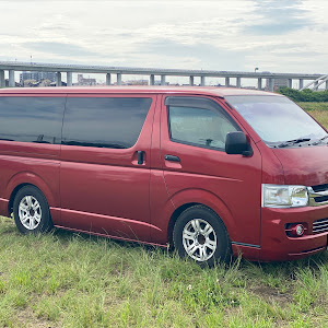 ハイエースバン TRH200V