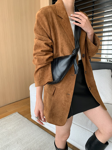 Title 18, Fashionable Antique Style Artificial Suede Prof...