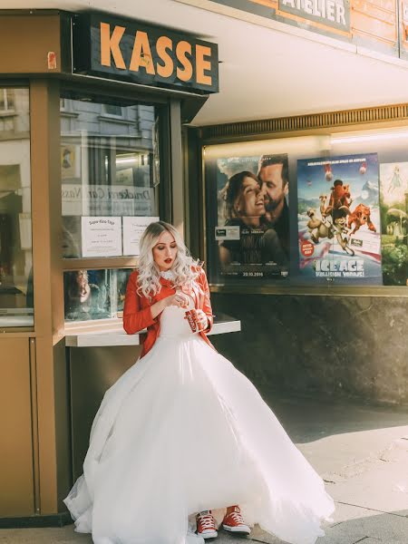 Fotografo di matrimoni Li Li (liliphotography). Foto del 17 agosto 2017