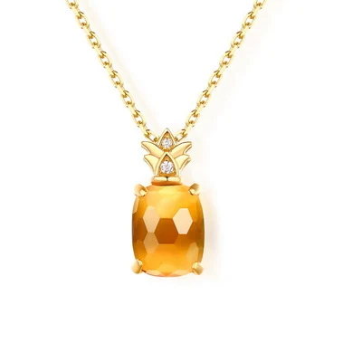 Beautiful pink crystal pendant ladies necklace, a casual all-match accessory that adds a touch of elegance and feminine 