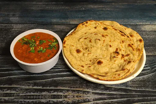 Amritsari Chole (300 Ml) + 3 Butter Laccha Paratha