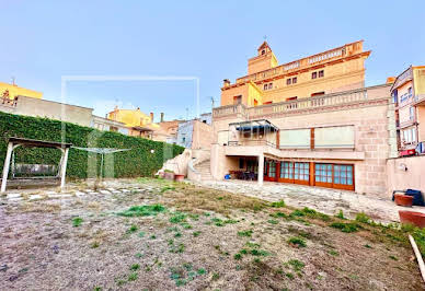 House with pool and terrace 2