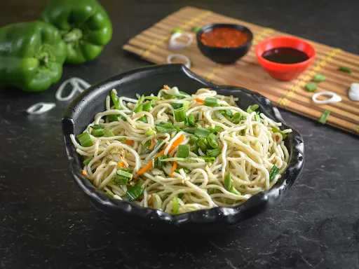 Veg Hakka Noodles