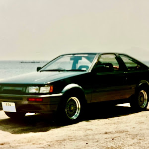 カローラレビン AE86