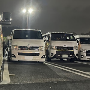 ハイエースバン