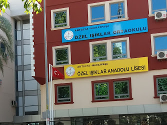 Özel Işıklar Ortaokulu