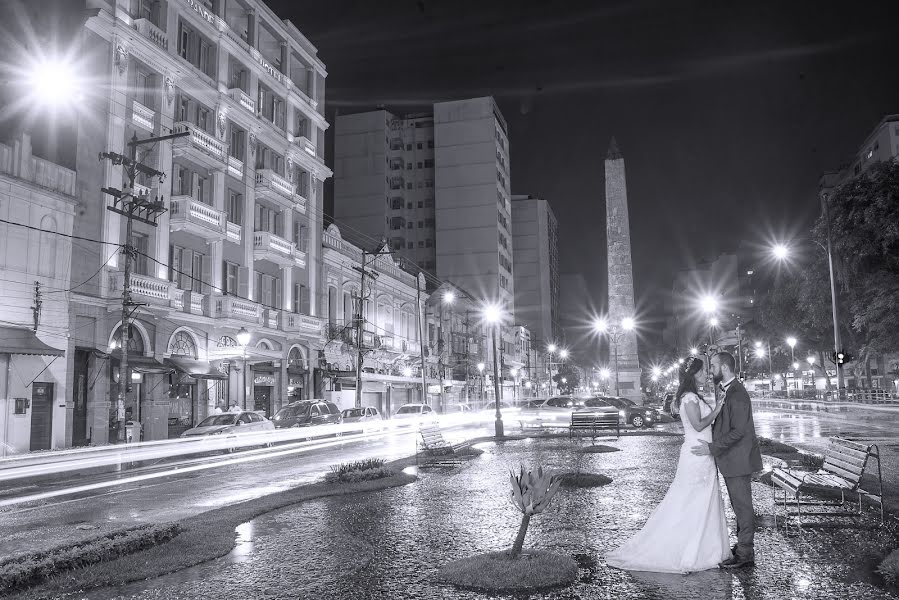 Fotógrafo de casamento Thais Teves (thaisteves). Foto de 25 de abril 2018