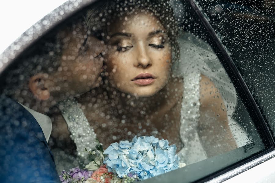 Fotógrafo de casamento Aleksey Kitov (akitov). Foto de 12 de dezembro 2016