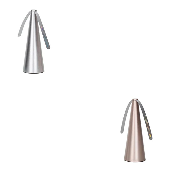 Éloignez les mouches avec notre ventilateur répulsif. Protégez votre espace sans produits chimiques et profitez d'un environnement sans insectes, sûr et efficace.