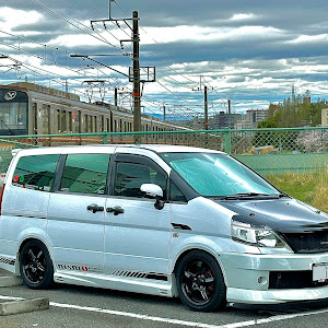 セレナ PC24