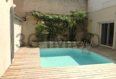 Appartement avec terrasse et piscine 11