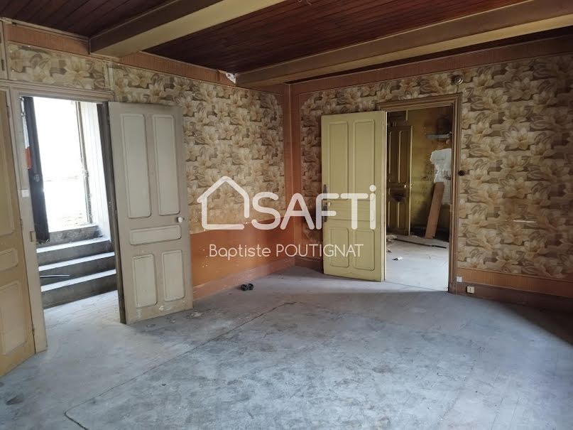 Vente maison  118 m² à Olliergues (63880), 14 000 €