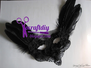 feathery black mask-crow face-morrigan costume-yocraftdiy