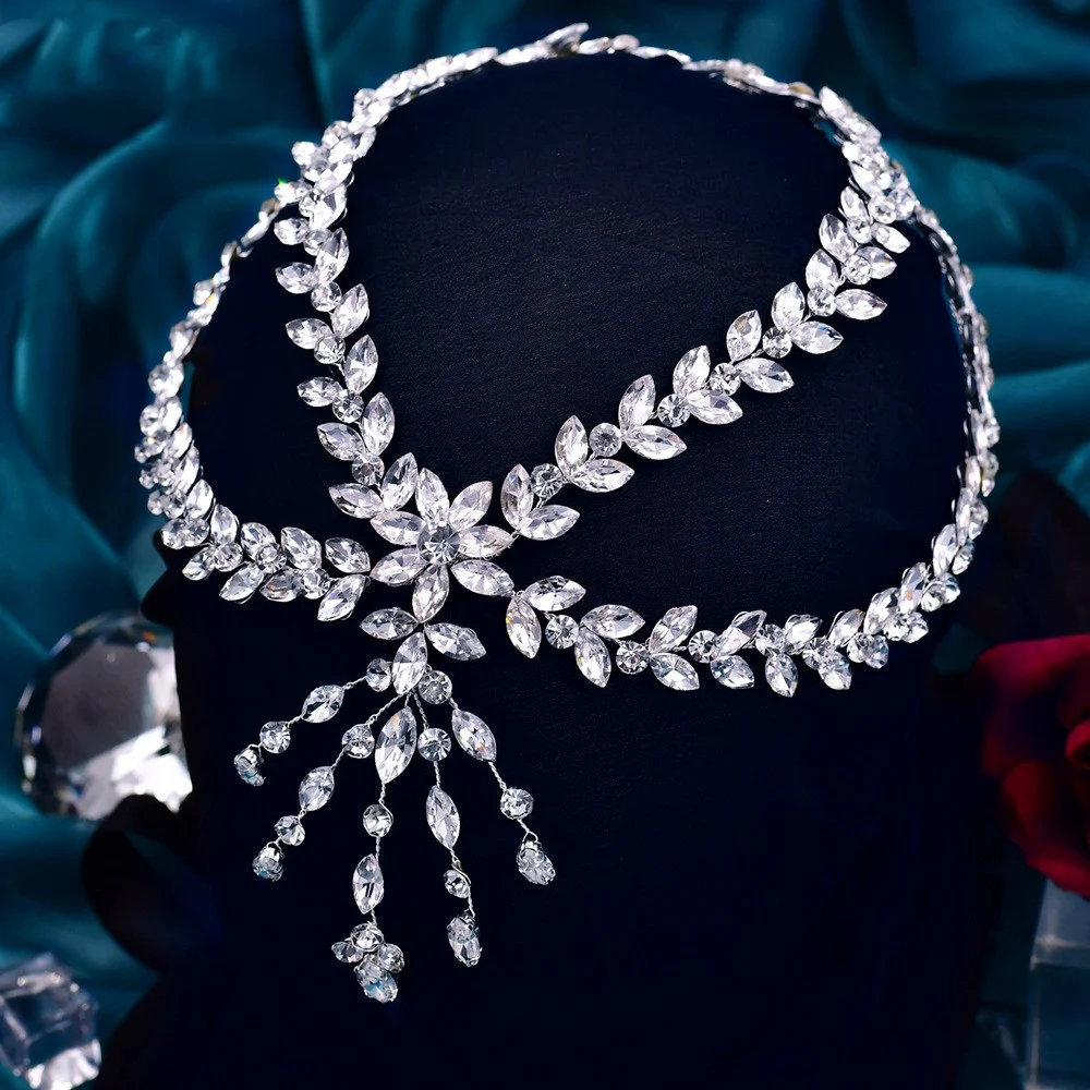 Title 4, Einfache & elegante Haarschmuck-Accessoires mit...