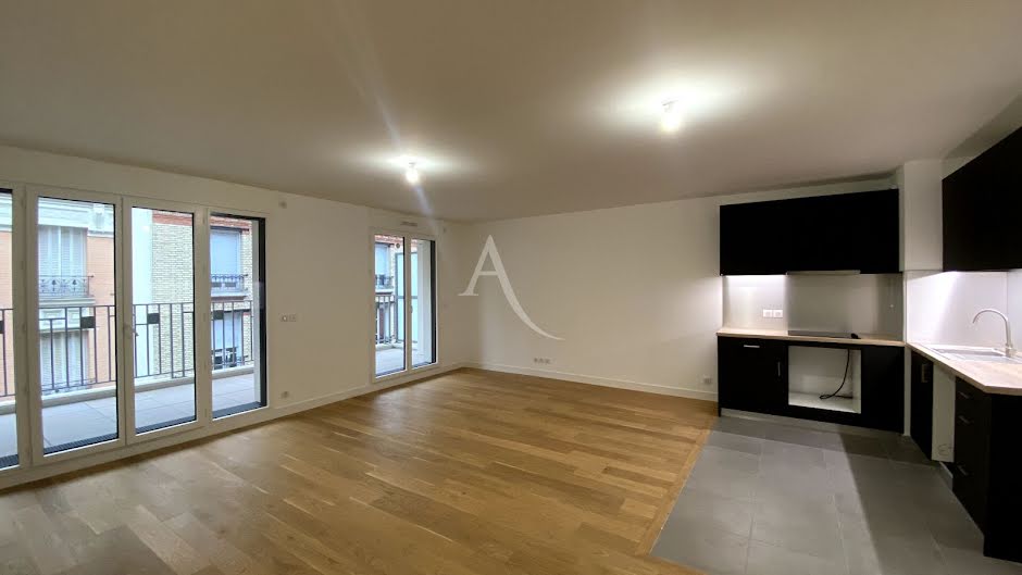 Appartement 5 pièce(s) 113.76 m²à louer Clichy